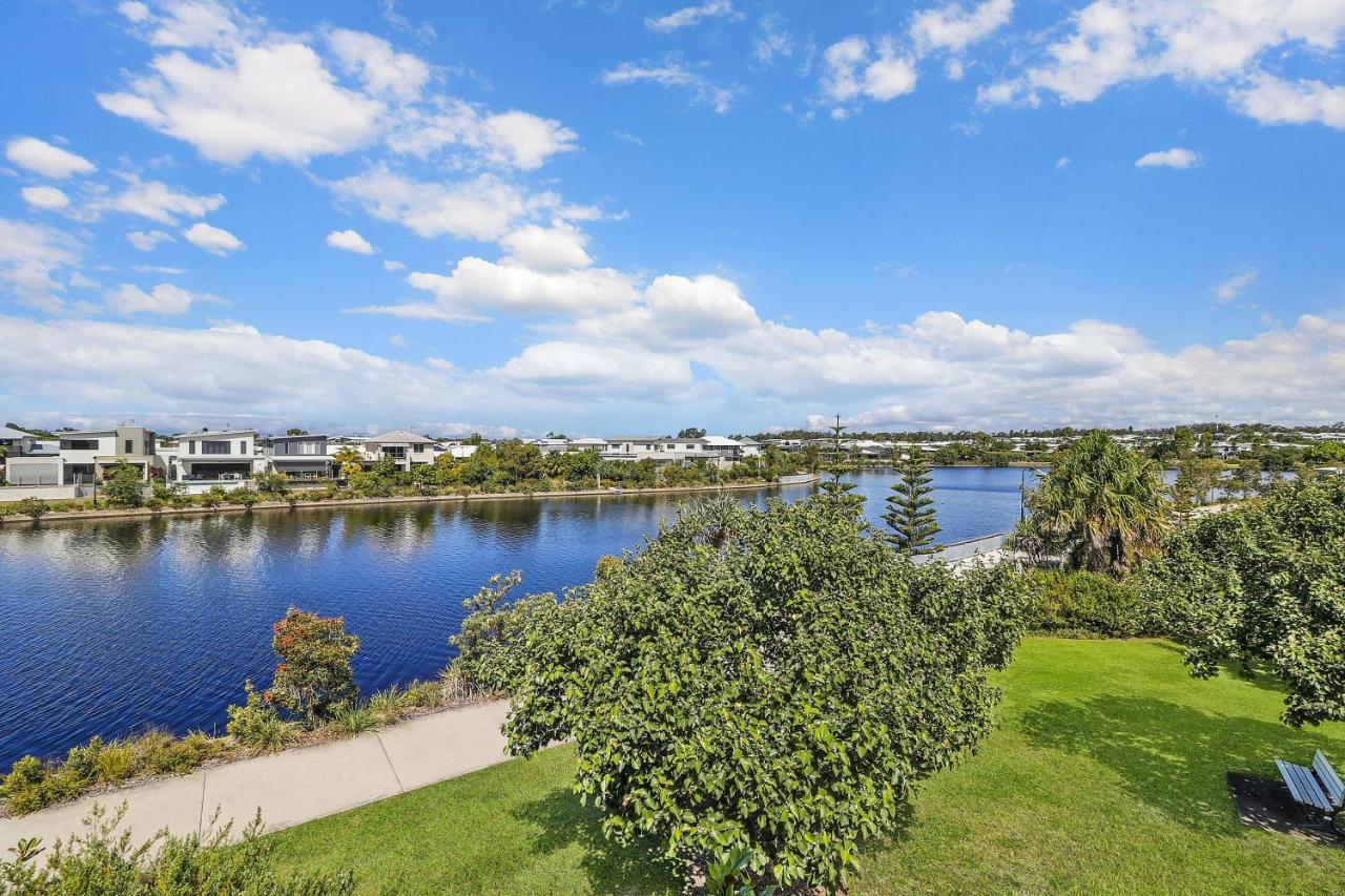 מולולאבה Welcoming Lakeside Getaway With Waterviews, Wifi, Pool & Park מראה חיצוני תמונה